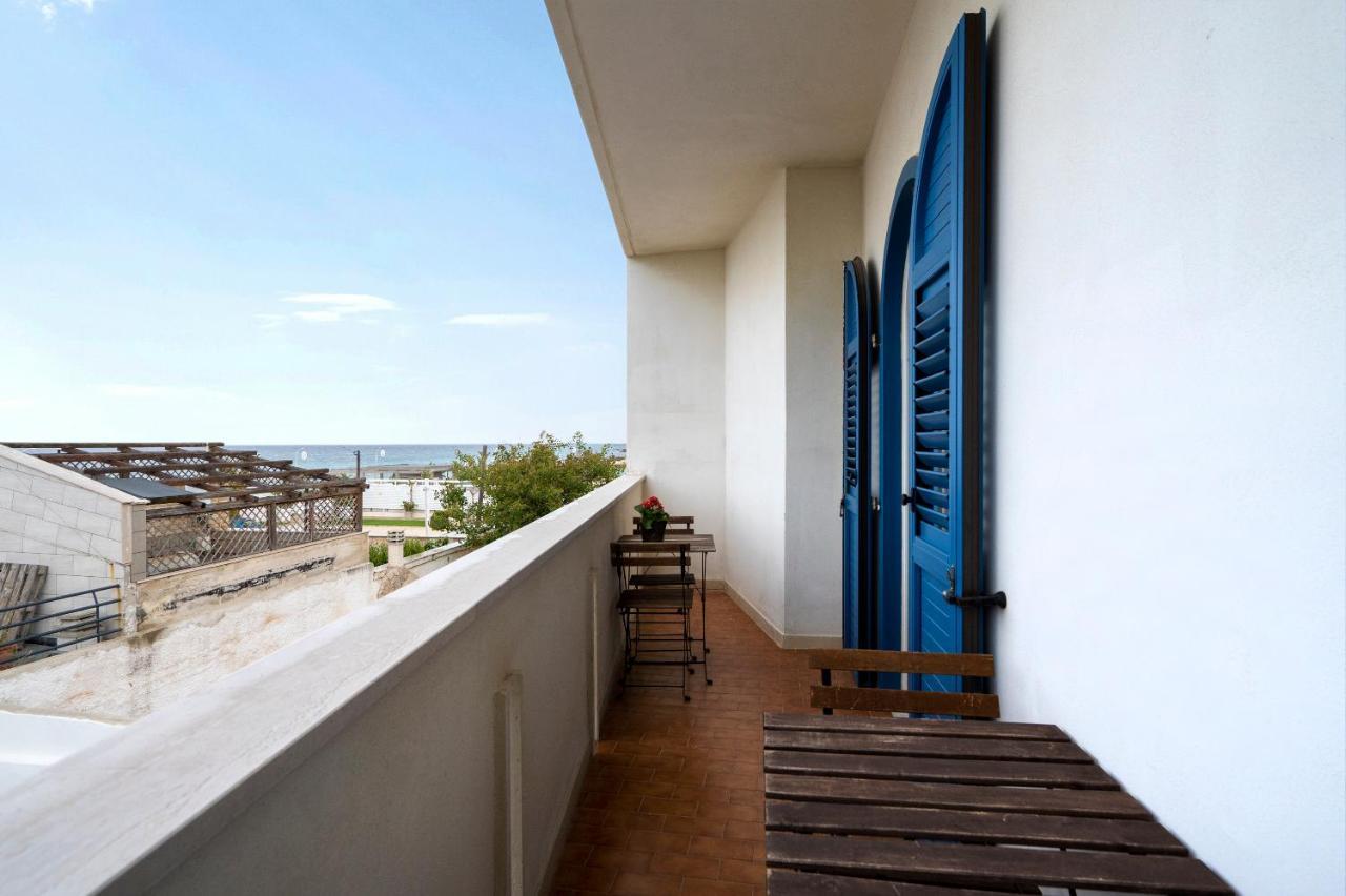 Villa Casa Del Riccio Fronte Mare Mola di Bari Exterior foto